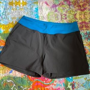 Cotopaxi Vamos shorts